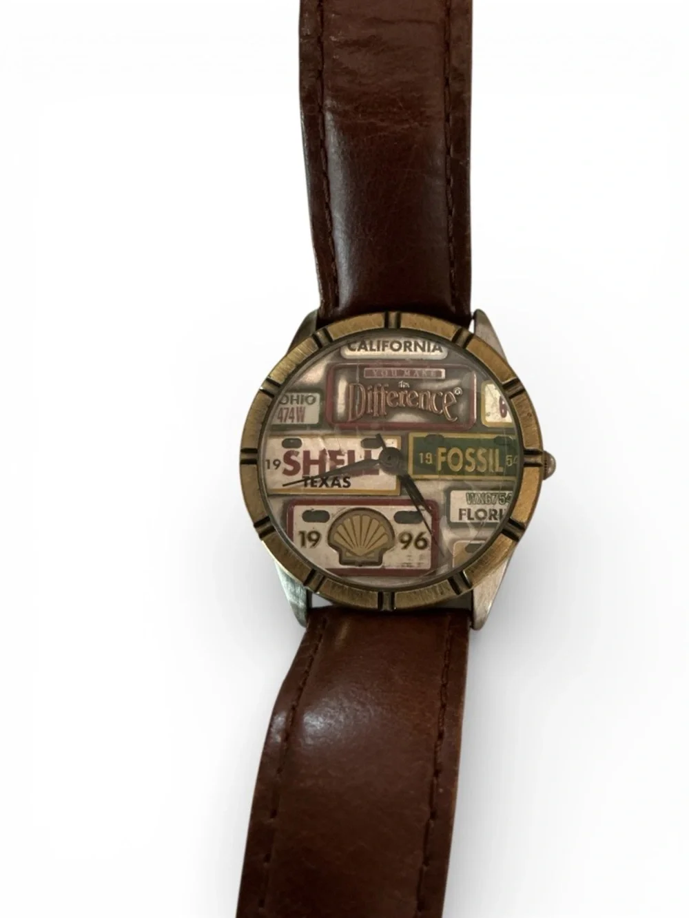 Vintage Shell Oil Collectible Fossil Watch New In Can Never Used